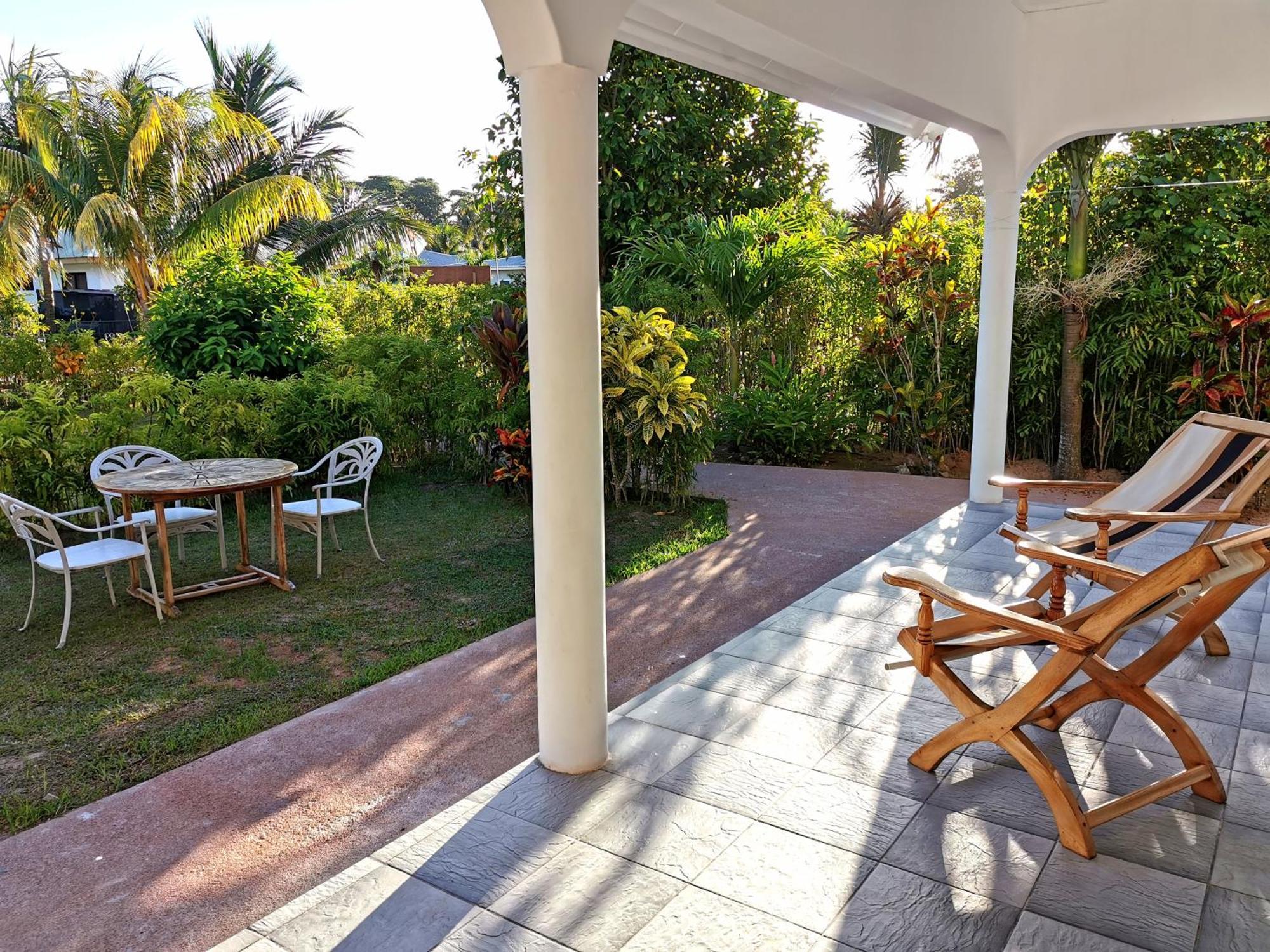Chez Marva Grande Villa Coco 3 A 12 Personnes La Digue Exterior photo